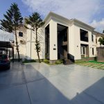 ABSOLUTELY STUNNING 6-BEDROOM FULLY DETACHED DUPLEX